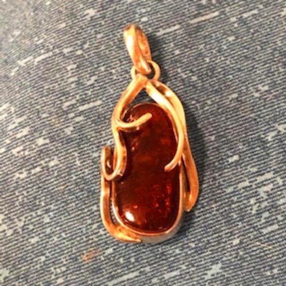 Oval Agate set in a 925 Silver Deco Design Pendant - Picture 1 of 6